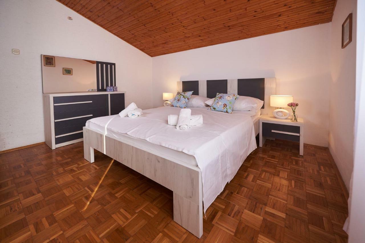 Apartments Lara Stobreč Eksteriør billede